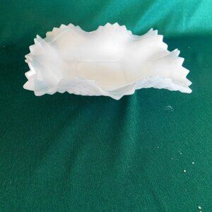 Light blue diamond art glass candy dish near mint condition